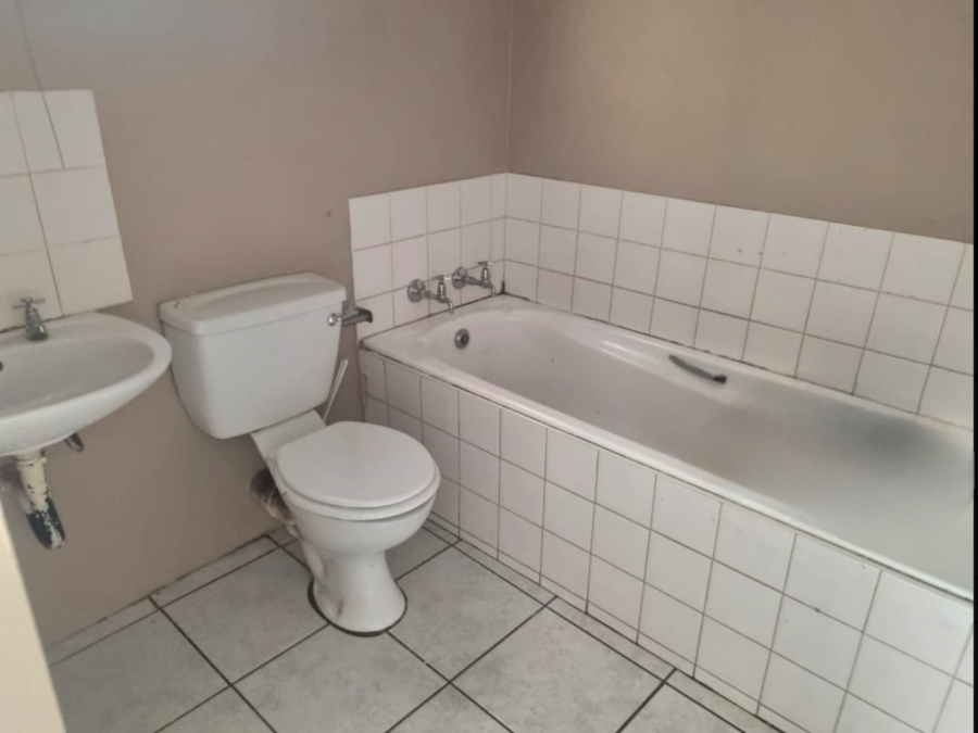 1 Bedroom Property for Sale in Willows Free State